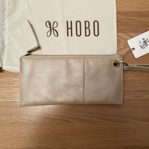 HOBO Clutch